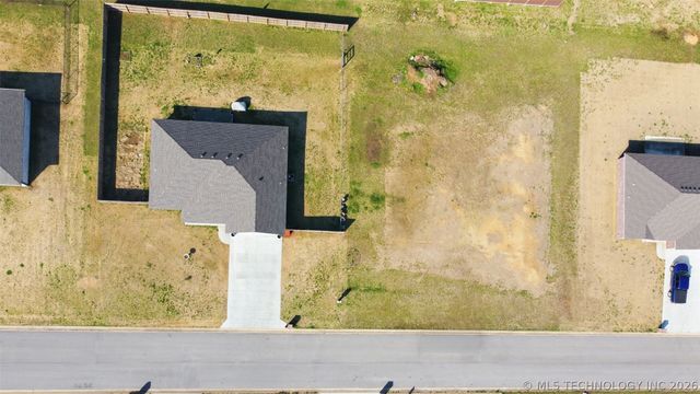 5912 Bluestem Way, Chelsea, OK 74016