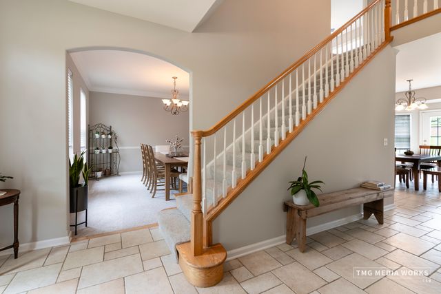 5624 BERGAMOT Court, Naperville, IL 60564