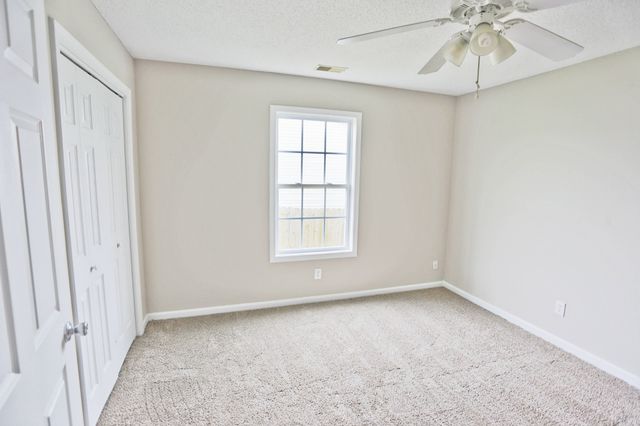 1276 Archwood Dr, Clarksville, TN 37042