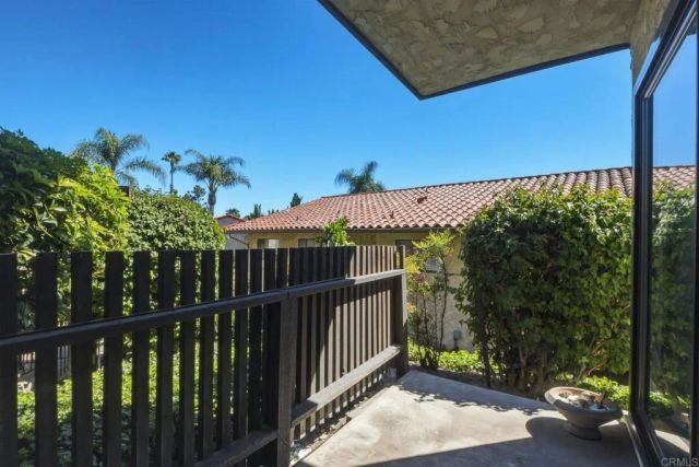 1915 Estrella De Mar Ct C, Carlsbad, CA 92009