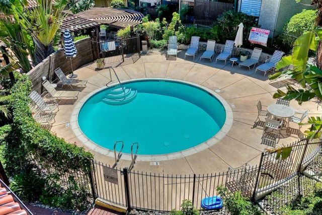 1915 Estrella De Mar Ct C, Carlsbad, CA 92009