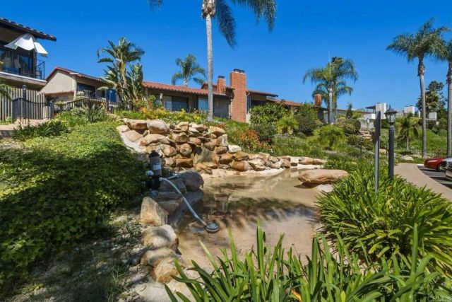 1915 Estrella De Mar Ct C, Carlsbad, CA 92009