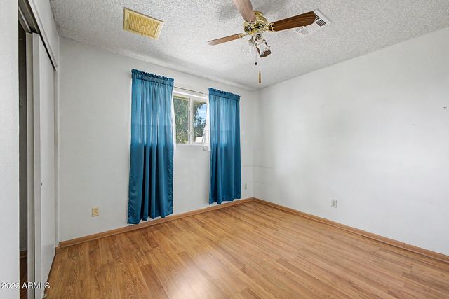 8930 W MONTECITO Avenue, Phoenix, AZ 85037