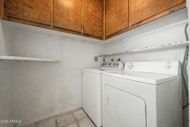 8930 W MONTECITO Avenue, Phoenix, AZ 85037