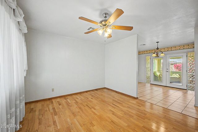 8930 W MONTECITO Avenue, Phoenix, AZ 85037