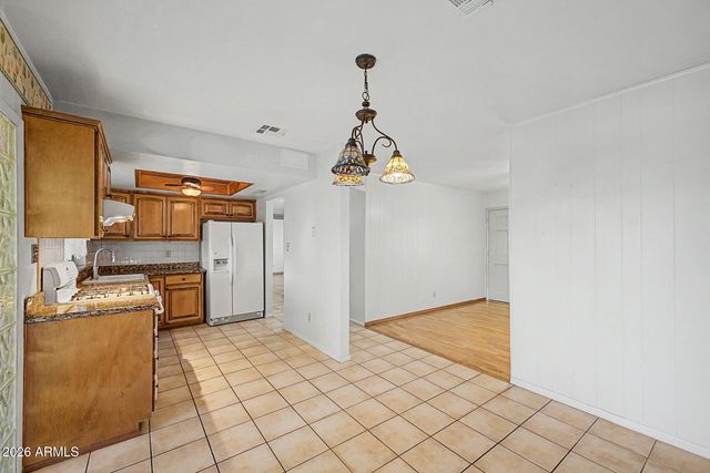 8930 W MONTECITO Avenue, Phoenix, AZ 85037