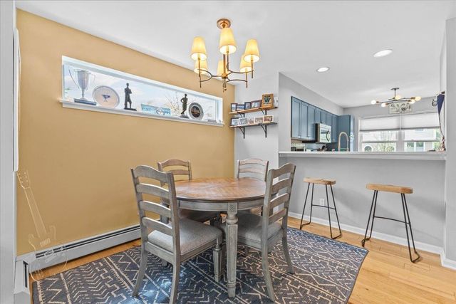 47 Finch Court, South Burlington, VT 05403