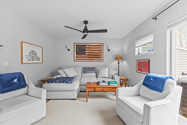 47 Finch Court, South Burlington, VT 05403