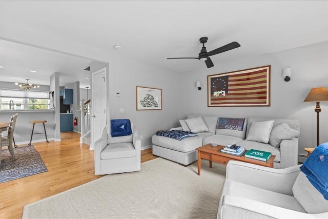 47 Finch Court, South Burlington, VT 05403