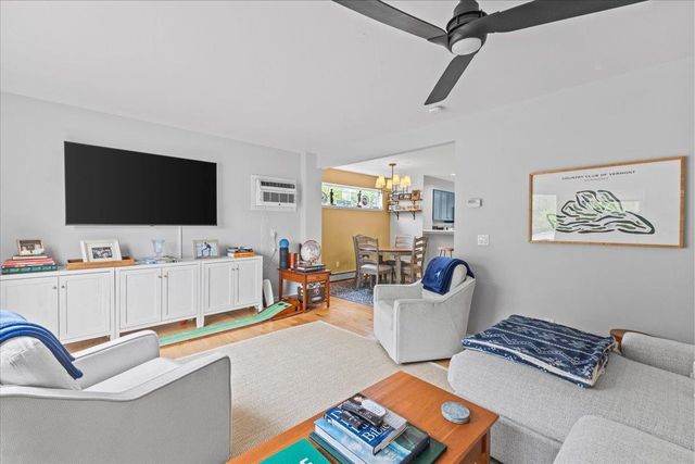 47 Finch Court, South Burlington, VT 05403