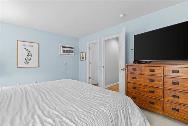 47 Finch Court, South Burlington, VT 05403