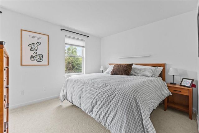 47 Finch Court, South Burlington, VT 05403