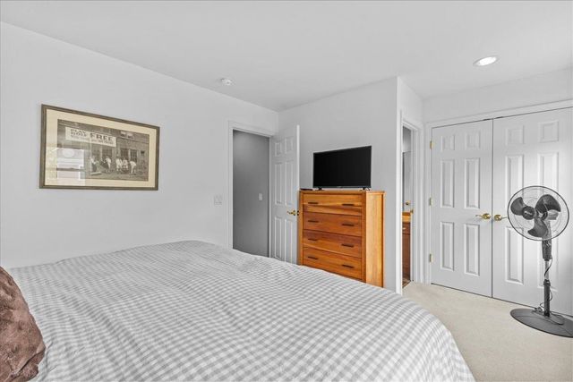 47 Finch Court, South Burlington, VT 05403