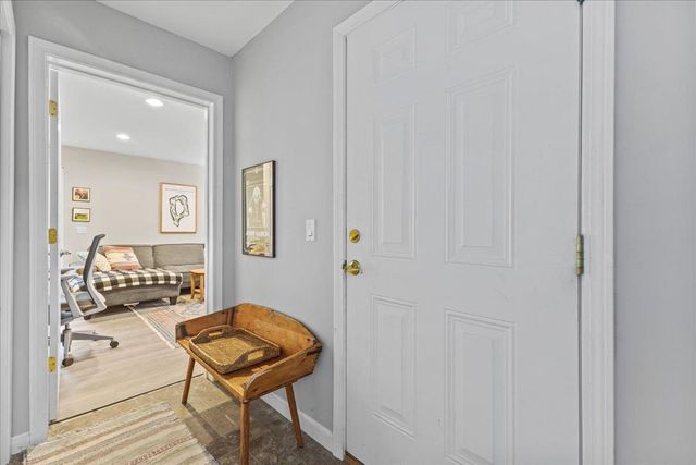 47 Finch Court, South Burlington, VT 05403