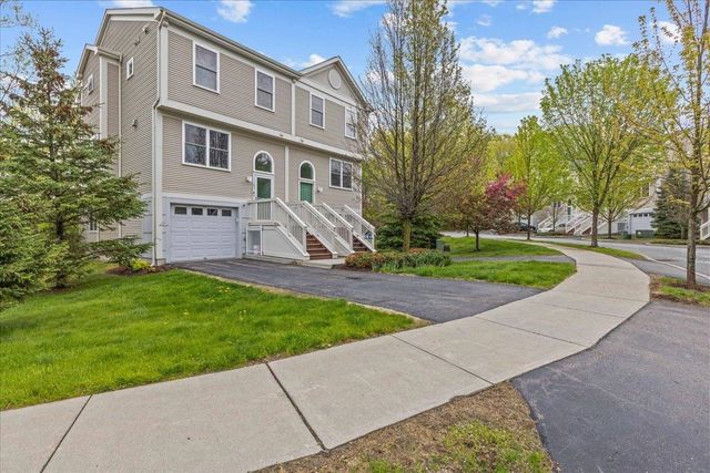 47 Finch Court, South Burlington, VT 05403