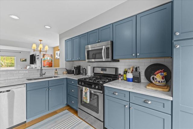 47 Finch Court, South Burlington, VT 05403