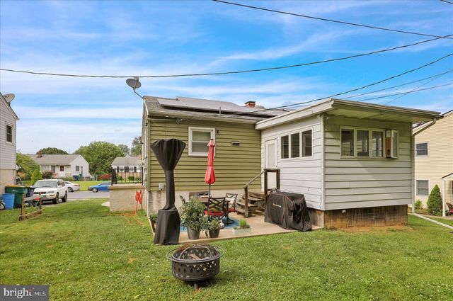 2636 GIRARD AVE, Reading, PA 19609