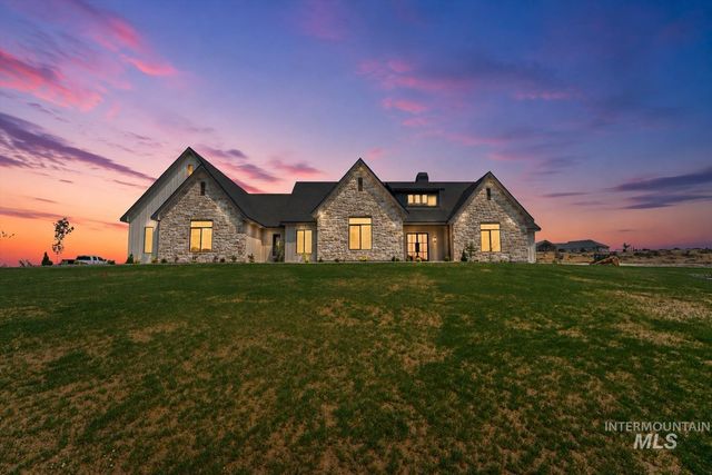 27502 Commerce Comet Way, Caldwell, ID 83607