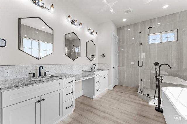 27502 Commerce Comet Way, Caldwell, ID 83607