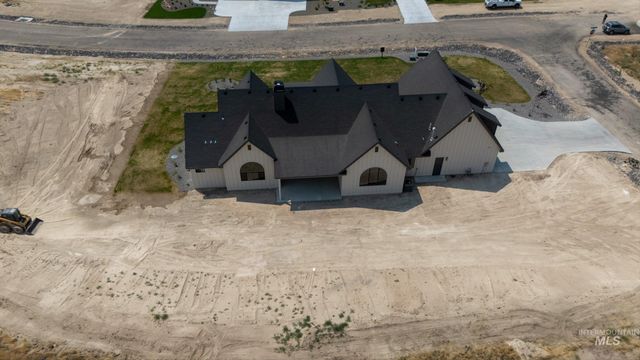 27502 Commerce Comet Way, Caldwell, ID 83607