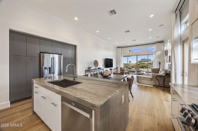 11531 E DESERT WILLOW Drive, Scottsdale, AZ 85255