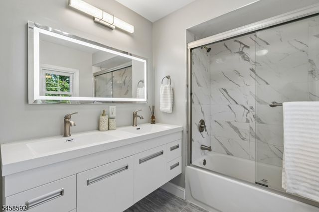 11 Wittkop Pl, Millburn Twp., NJ 07041