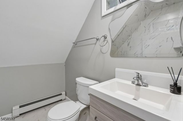 11 Wittkop Pl, Millburn Twp., NJ 07041