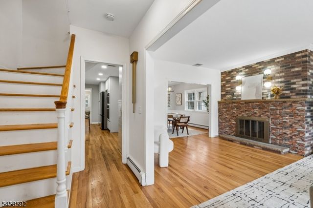 11 Wittkop Pl, Millburn Twp., NJ 07041