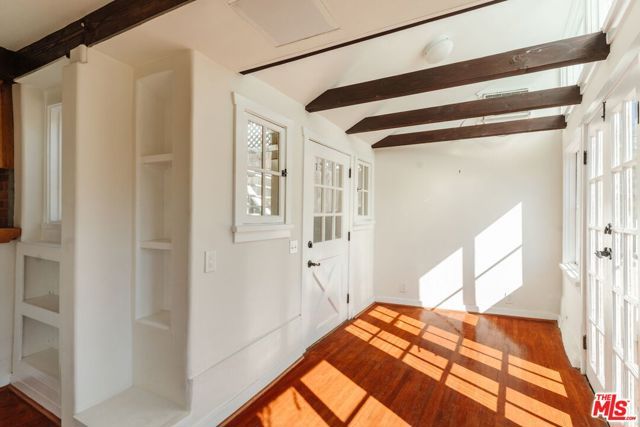 8186 Gould Avenue, Los Angeles, CA 90046