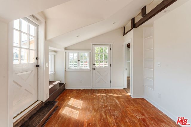 8186 Gould Avenue, Los Angeles, CA 90046