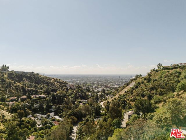 8186 Gould Avenue, Los Angeles, CA 90046