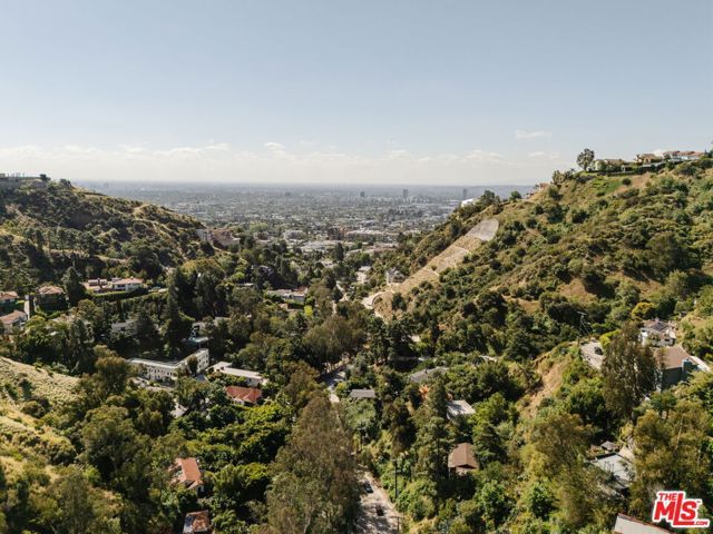 8186 Gould Avenue, Los Angeles, CA 90046
