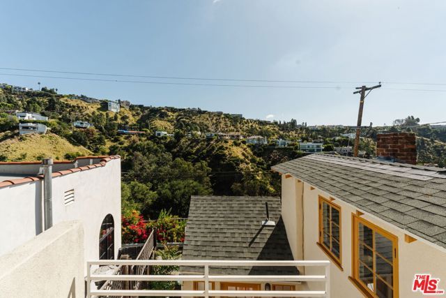 8186 Gould Avenue, Los Angeles, CA 90046