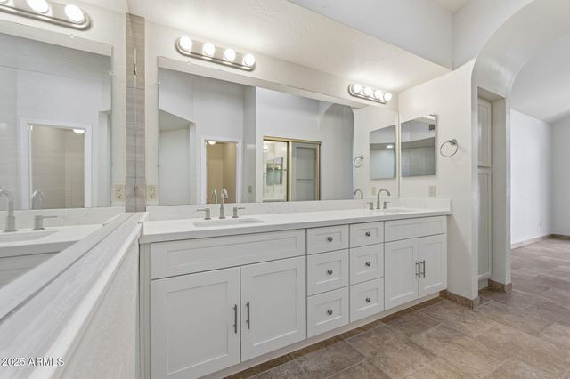 3242 E BRIARWOOD Terrace, Phoenix, AZ 85048