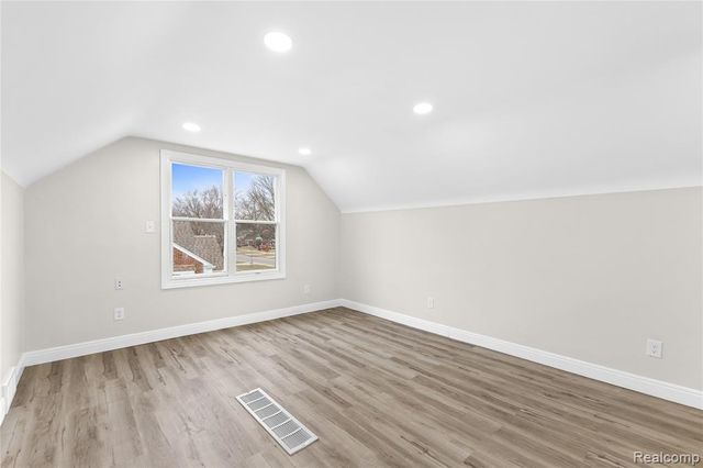 3832 Grindley Park Street, Dearborn, MI 48124