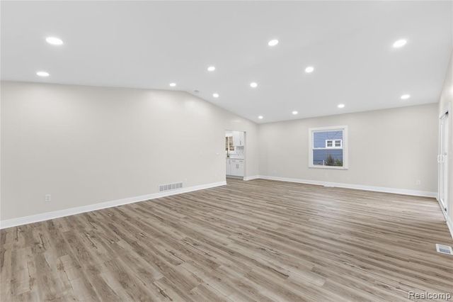 3832 Grindley Park Street, Dearborn, MI 48124