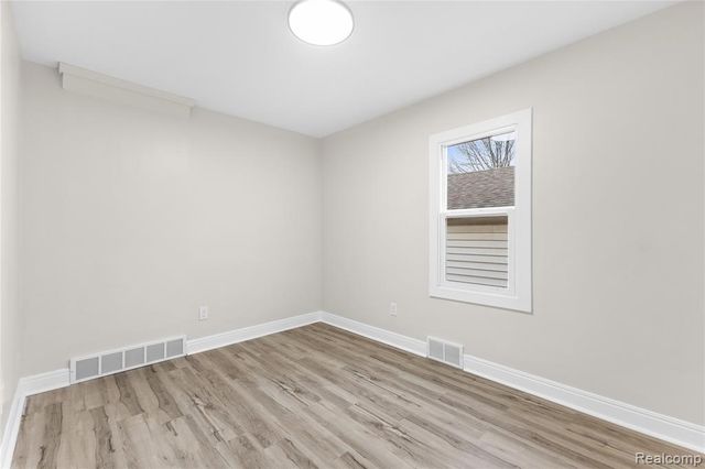 3832 Grindley Park Street, Dearborn, MI 48124