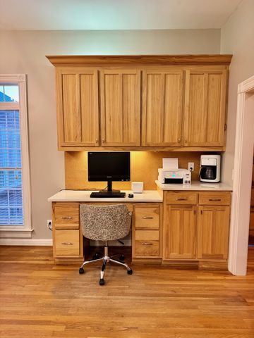 399 Edgar Meeks Rd, Burns, TN 37029