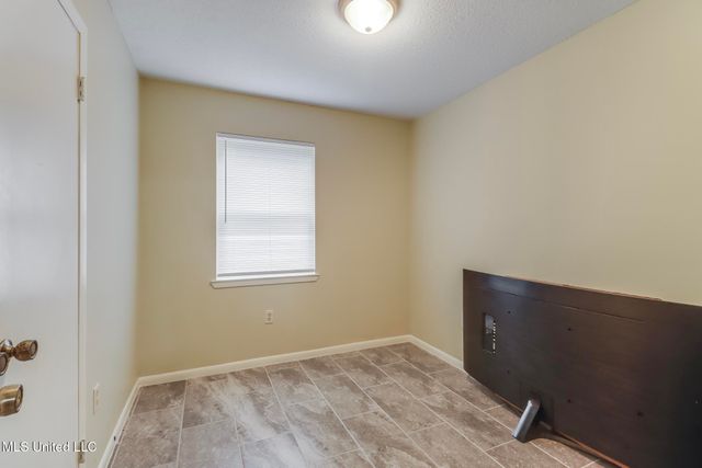2503 Kenneth Avenue, Gulfport, MS 39501
