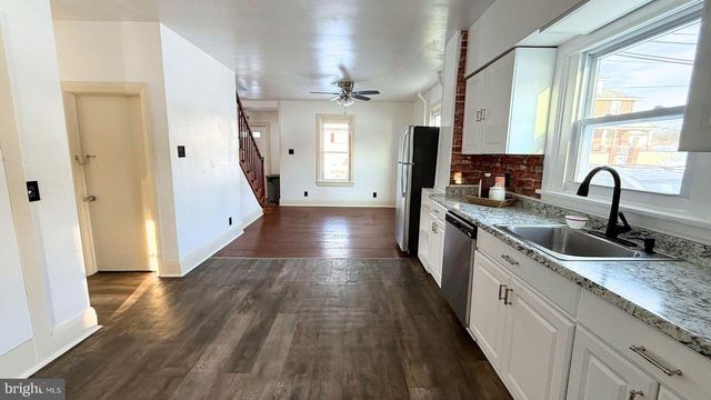 11 NEWPORT AVE, Parkesburg, PA 19365