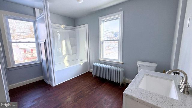 11 NEWPORT AVE, Parkesburg, PA 19365