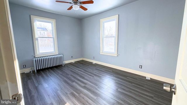 11 NEWPORT AVE, Parkesburg, PA 19365