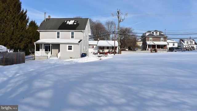 11 NEWPORT AVE, Parkesburg, PA 19365