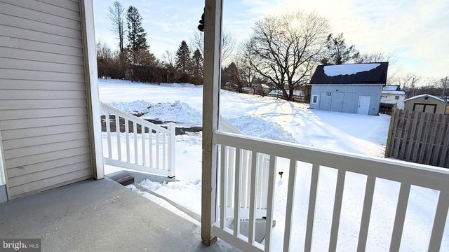 11 NEWPORT AVE, Parkesburg, PA 19365