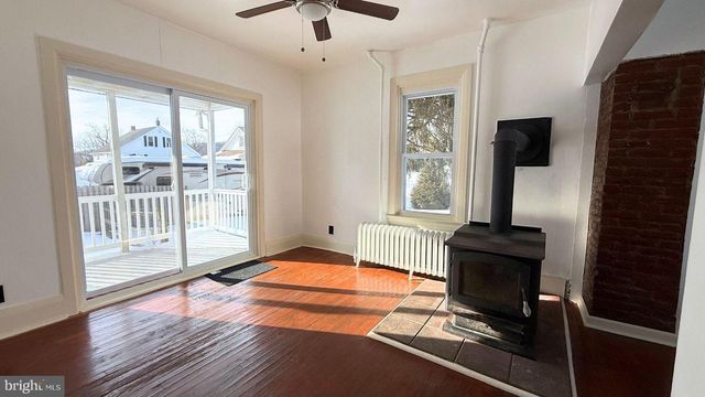 11 NEWPORT AVE, Parkesburg, PA 19365