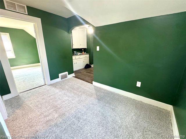 129 Osceola Drive, Pontiac, MI 48315