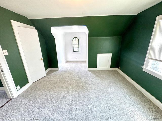 129 Osceola Drive, Pontiac, MI 48315