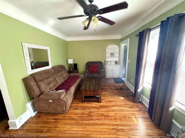 129 Osceola Drive, Pontiac, MI 48315