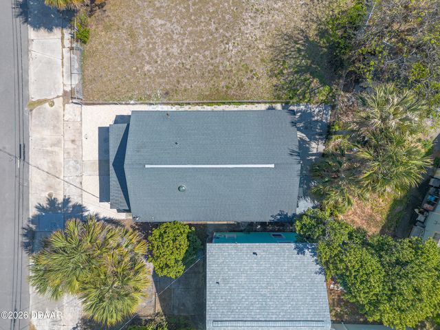 708 Davis Street, Daytona Beach, FL 32118