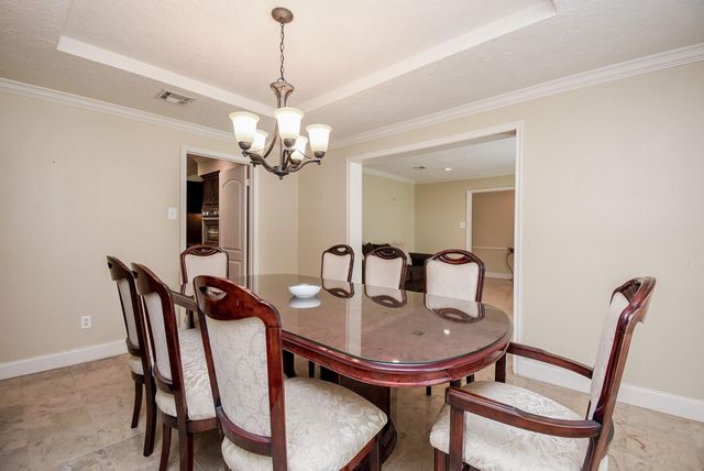 426 Longview Drive, Sugar Land, TX 77478